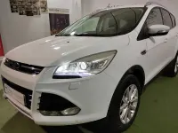 Usado Ford Kuga Titanium 150 CV (110 kW) 2015 Blanco SUV