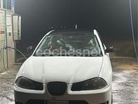 Usado Seat Ibiza 75 CV (55 kW) 2003 Blanco Berlina