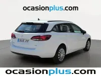 Usado Opel Astra Selective 110 CV (80 kW) 2017 Blanco Familiar