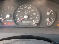 Usado Kia Sorento EX 140 CV (102 kW) 2006 Beige SUV