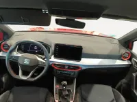 Usado Seat Arona FR 115 CV (84 kW) 2025 Rojo SUV