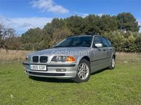 Usado BMW 320 136 CV (100 kW) 2001 Gris / plata Familiar