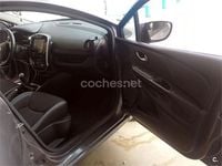 Usado Renault Clio GrandTour 90 CV (66 kW) 2016 Gris / plata Familiar