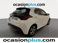 Usado Toyota Yaris Hybrid Active 116 CV (85 kW) 2024 Blanco Berlina