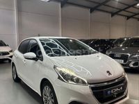 Usado Peugeot 208 Active 82 CV (60 kW) 2018 Blanco Utilitario