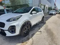 Usado Kia Sportage 132 CV (97 kW) 2021 Blanco SUV
