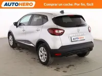 Usado Renault Captur LIMITED 118 CV (86 kW) 2018 Gris SUV