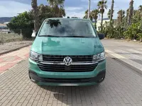 Usado VW Caravelle 110 CV (80 kW) 2021 Verde Van