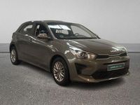 Usado Kia Rio 100 CV (73 kW) 2023 Verde