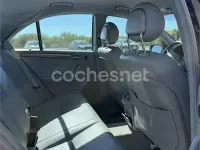 Usado Mercedes C200 Avantgarde 163 CV (119 kW) 2002 Negro Berlina
