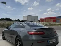 Usado Mercedes E220 194 CV (142 kW) 2018 Gris / plata Coupe