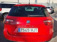Usado Seat Ibiza ST Style 105 CV (77 kW) 2012 Rojo Familiar