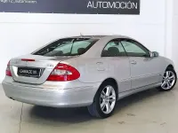 Usado Mercedes CLK320 Avantgarde 224 CV (164 kW) 2007 Gris / plata Coupe