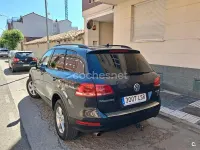 Usado VW Touareg 239 CV (175 kW) 2011 Gris / plata SUV