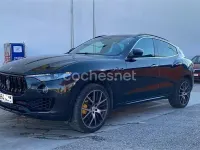 Usado Maserati Levante 275 CV (202 kW) 2017 Gris / plata SUV