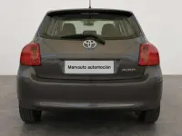Usado Toyota Auris 90 CV (66 kW) 2008 Gris Utilitario