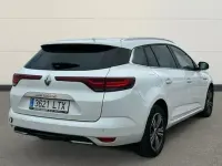 Usado Renault Mégane II Zen 140 CV (102 kW) 2021 Blanco Berlina