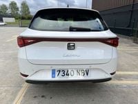 Usado Seat Leon ST Style 110 CV (80 kW) 2022 Blanco Familiar