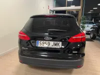 Usado Ford Focus Trend+ 125 CV (91 kW) 2016 Negro Familiar