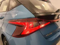 Usado Hyundai i20 100 CV (73 kW) 2022 Azul Utilitario
