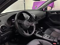 Usado Audi A3 116 CV (85 kW) 2018 Gris / plata Berlina