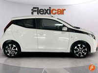Usado Toyota Aygo X-play 72 CV (52 kW) 2021 Blanco Utilitario