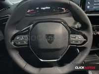 Usado Peugeot 2008 Active 100 CV (73 kW) 2023 Gris / plata SUV
