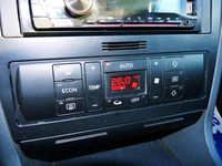 Usado Audi A4 110 CV (80 kW) 1999 Azul Familiar