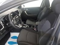 Usado Kia Ceed 100 CV (73 kW) 2024 Negro Utilitario