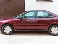 Usado Audi A4 90 CV (66 kW) 1996 Granate Berlina