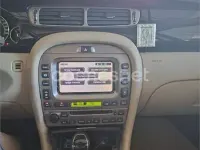 Usado Jaguar X-type Executive 145 CV (106 kW) 2008 Verde Berlina
