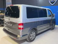Usado VW Multivan Trendline 130 CV (95 kW) 2007 Gris / plata Monovolumen