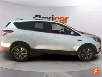 Usado Ford Kuga Titanium 120 CV (88 kW) 2019 Blanco SUV