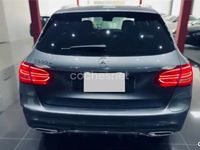 Usado Mercedes C300e 320 CV (235 kW) 2019 Gris / plata Familiar