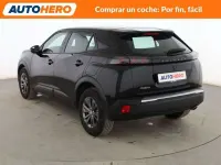 Usado Peugeot 2008 Active 110 CV (80 kW) 2022 Negro SUV