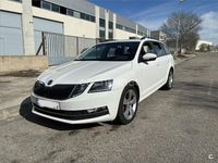 Usado Skoda Octavia Style 116 CV (85 kW) 2017 Blanco Familiar