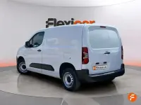 Usado Peugeot Partner S 102 CV (75 kW) 2023 Blanco Monovolumen