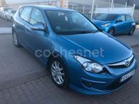 Usado Hyundai i30 Comfort 90 CV (66 kW) 2011 Azul Berlina