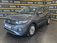 Usado VW T-Cross Advance 95 CV (69 kW) 2022 Gris SUV