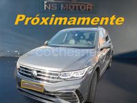 Usado VW Tiguan R-line 200 CV (147 kW) 2022 Gris / plata SUV