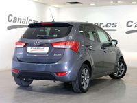 Usado Hyundai ix20 90 CV (66 kW) 2016 Plata Utilitario