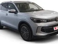 Usado VW Tiguan Life 150 CV (110 kW) 2024 Gris SUV