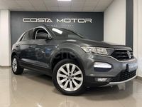 Usado VW T-Roc Advance 150 CV (110 kW) 2021 Gris / plata SUV