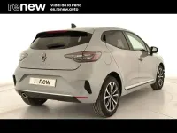 Usado Renault Clio V Techno 100 CV (73 kW) 2025 Gris Berlina