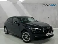 Usado BMW 118 Comfort Edition 140 CV (102 kW) 2022 Negro Utilitario