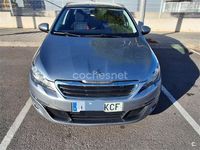 Usado Peugeot 308 SW Style 120 CV (88 kW) 2019 Gris / plata Familiar