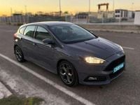 Usado Ford Focus ST 250 CV (183 kW) 2015 Gris Utilitario