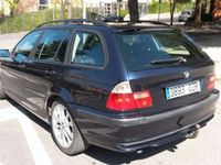 Usado BMW 320 150 CV (110 kW) 2004 Azul Familiar