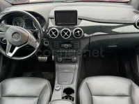 Usado Mercedes B220 AMG line 177 CV (130 kW) 2014 Rojo Utilitario