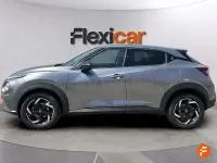 Usado Nissan Juke Acenta 114 CV (83 kW) 2024 Gris / plata SUV